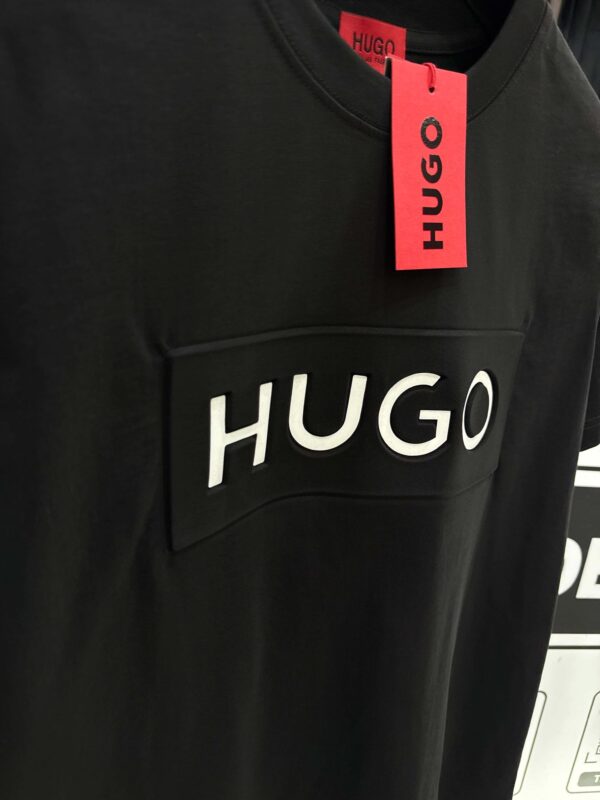 Hugo Boss - T-Shirt - Black/Ανάγλυφο - Image 4