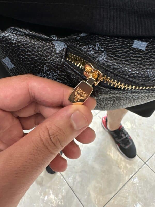 MCM - Τσαντάκι Μέσης - Monogram - Black - Image 2