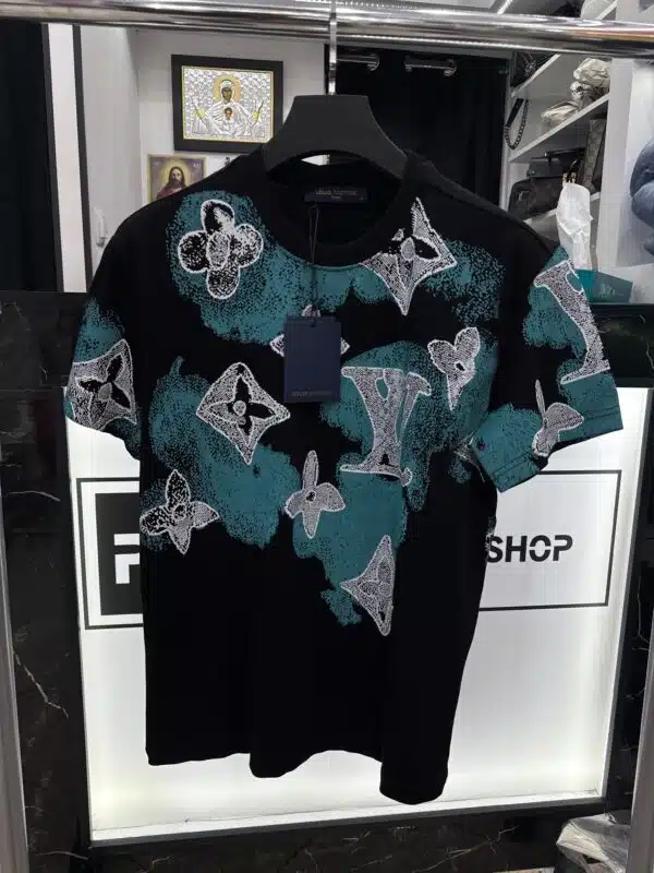 LV - T-Shirt - Black - Special - Image 1