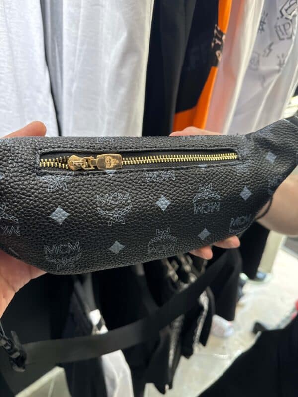 MCM - Τσαντάκι Μέσης - Monogram - Black - Image 3