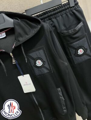 Moncler - Tracksuit - Total Black - PresidentGreece.Shop